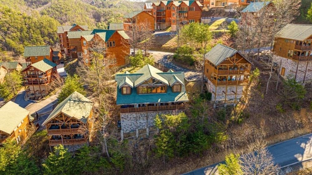 Royal Vista Lodge
