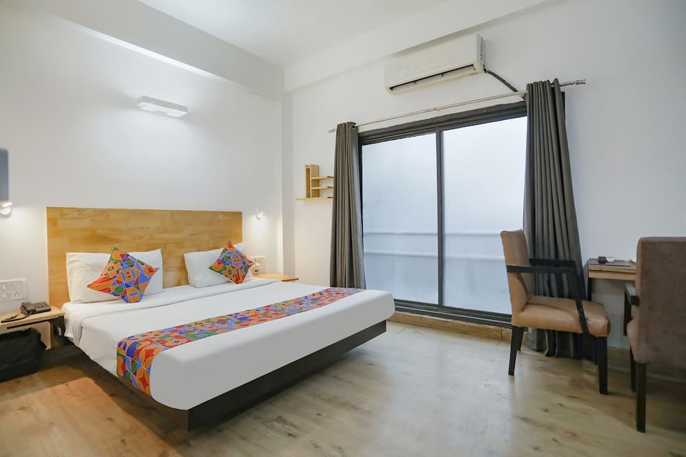 FabHotel F9 Noida Sector 51