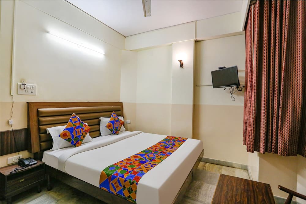 Fabhotel Ashoka Inn