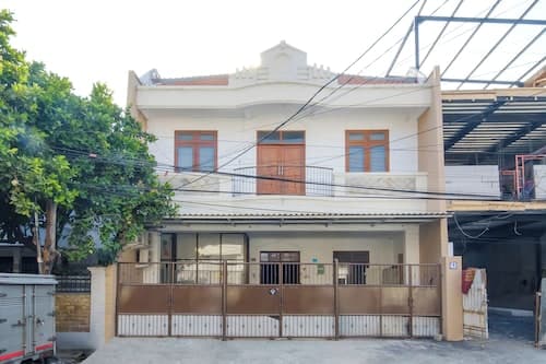 Mono Coliving Kertajaya Syariah, SBY