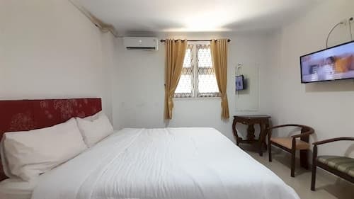 OYO 92463 Deli Hotel Medan