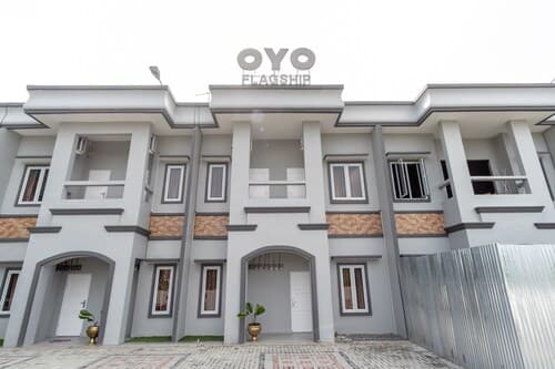 Capital O 92444 Kamojo Guest House