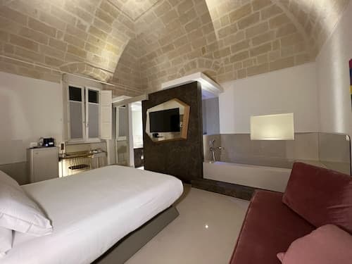 Euvodia Luxury Rooms
