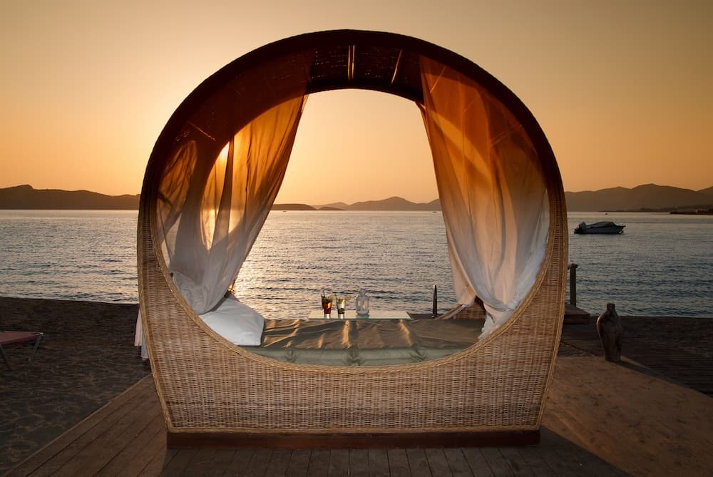 VENUS BEACH HOTEL