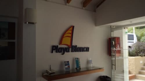 Playa Blanca Resort
