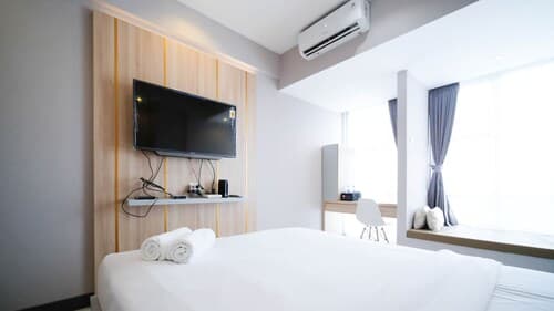 Simple And Cozy Studio At Benson Supermall Mansion Apartment