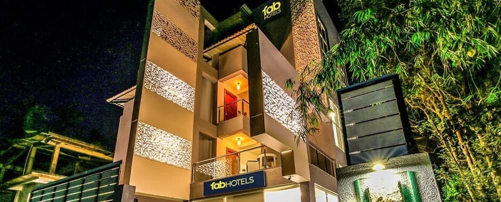 FabHotel Casa Kiara With Pool Side Bar, Calangute