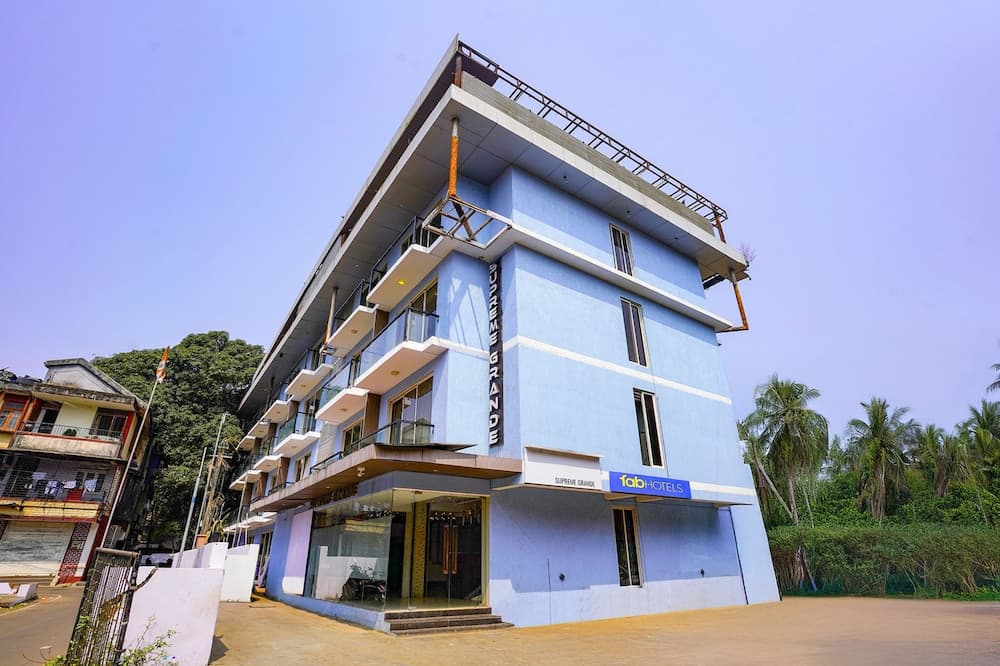 FabHotel Prime Supreme Grande 600 Mtrs away from Calangute beach