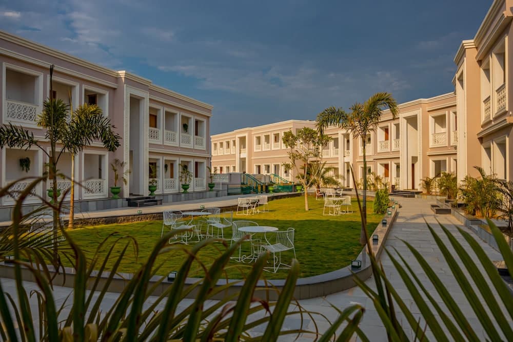 Tree Of Life Vantara Resort And Spa