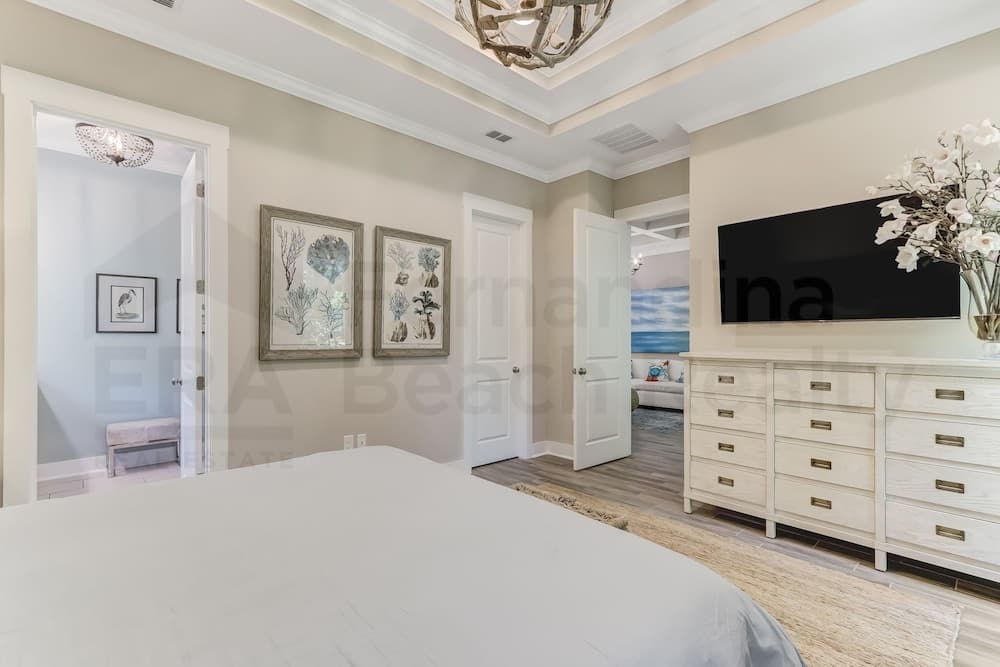 2206 Shell Cove Circle 3 Bedroom Home by RedAwning