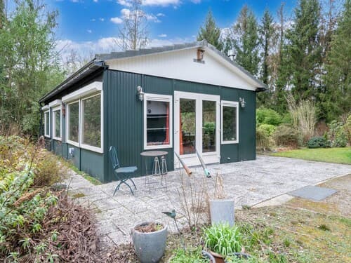 Arendonk Pondside Chalet