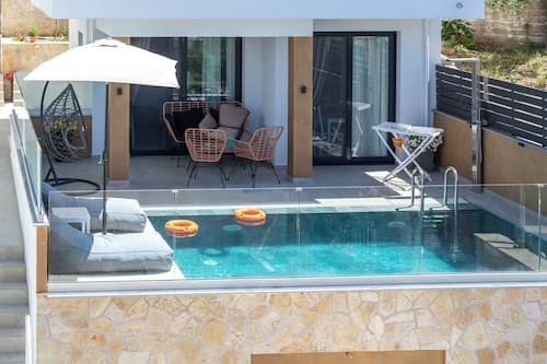 Vrachos Luxury Maisonettes