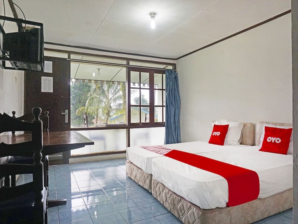 OYO 91244 Hotel Lembah Nyiur
