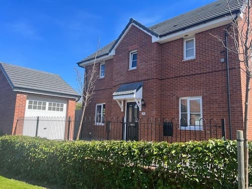 Remarkable 3-bed House in Wirral