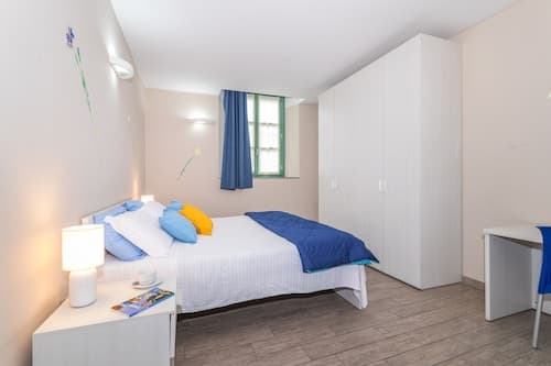 Housing Giulia by Wonderful Italy