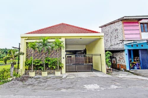 OYO 91920 Pondok'ku Inn