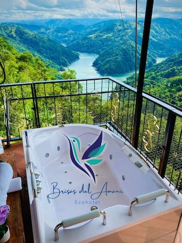 EcoHotel Brisas del Amani