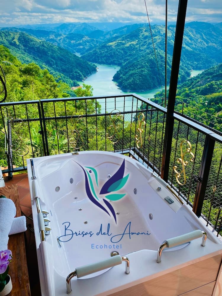 EcoHotel Brisas del Amani