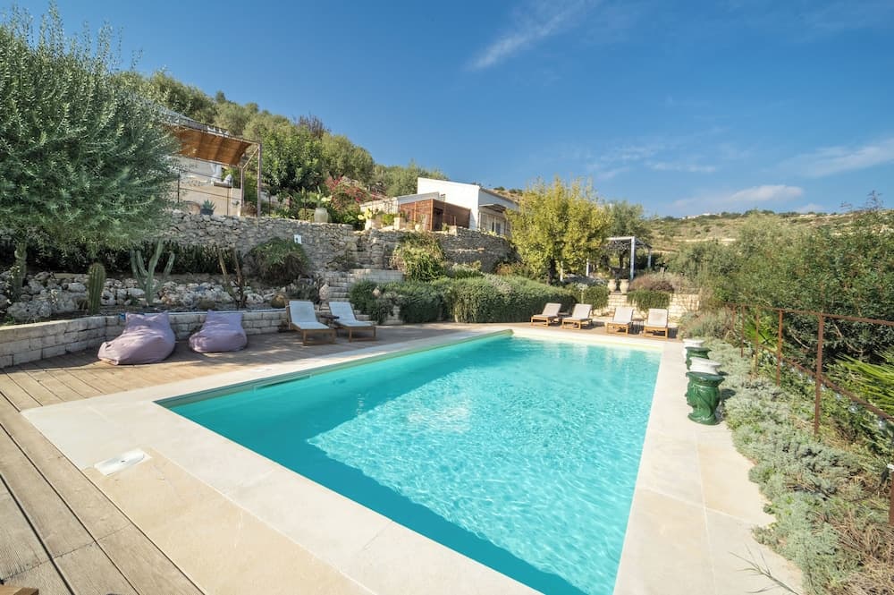Azalo Country House