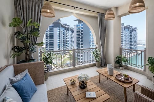 Maison Privee - Bohemian Apt w/ Amazing Seafront Views on The Palm