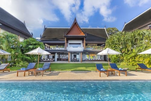 Villa Aye