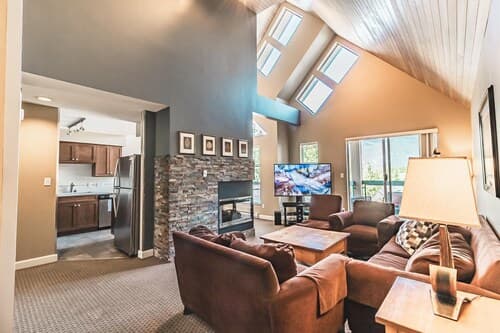 Elevate Real Estate Management Snowbird - 202