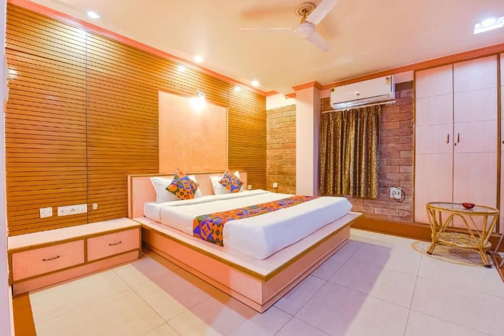 FabHotel Fly view
