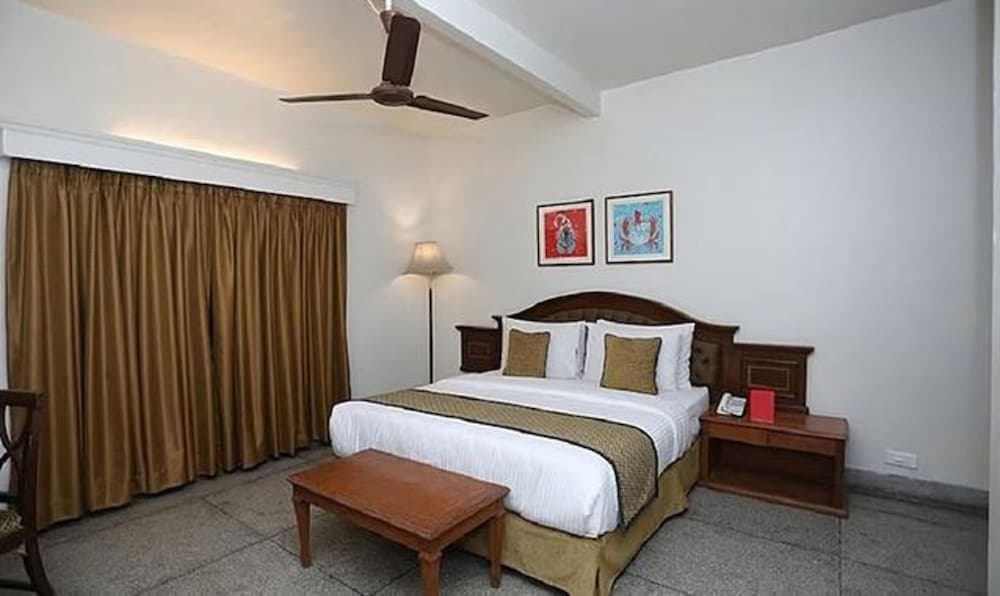 FabHotel The Dayal