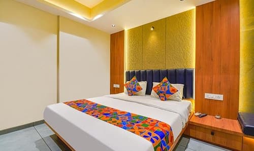 Fabhotel Udhna Inn