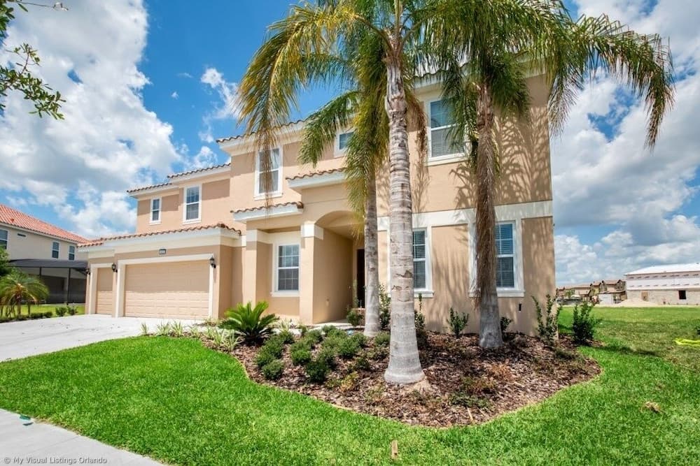 14 Bed With Themed Bed Floor Plan Attached 14 Bedroom Home by RedAwning