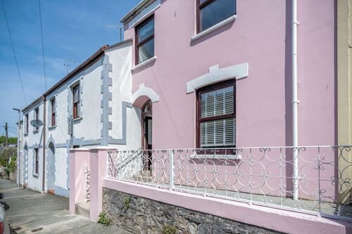 Canol Y Bryn - 3 Bedroom Holiday Home - Tenby