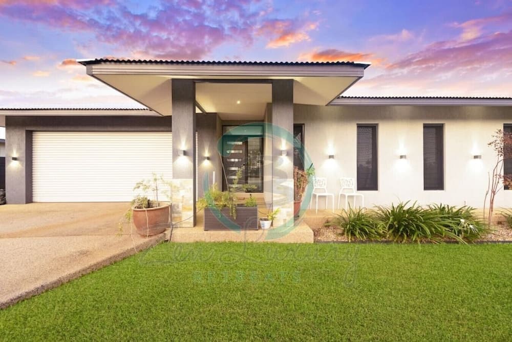 ZENHOUSE - 5BR Family with Private Pool