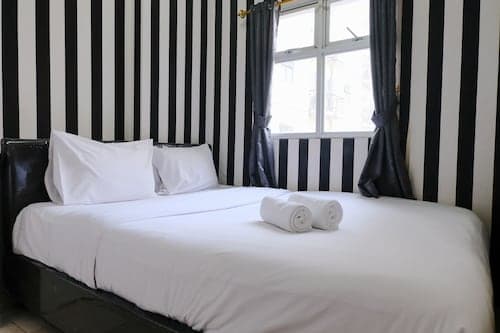 Good Deal 2Br At 16Th Floor Suites @Metro Apartment