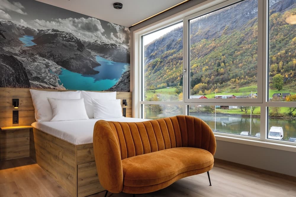 Stryn House - Hotel & Apartments