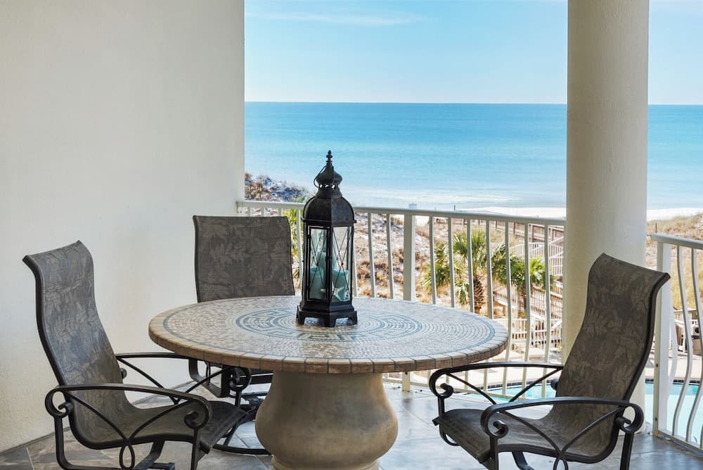 Stunning 2 Br/2 BA Third Floor Unit Directly On Santa Rosa Beach! Sleeps 6!