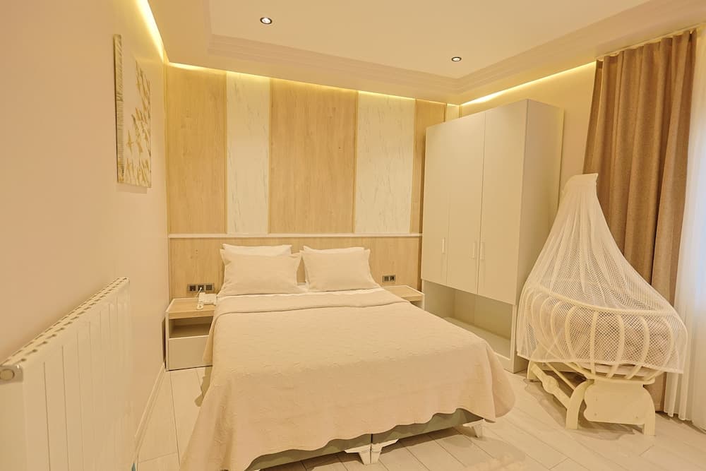 Lavender Airport Hotel