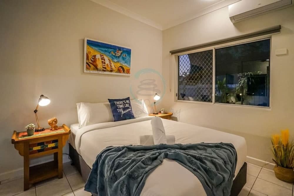 ZEN HIDEAWAY - Cozy 2BR Modern Unit