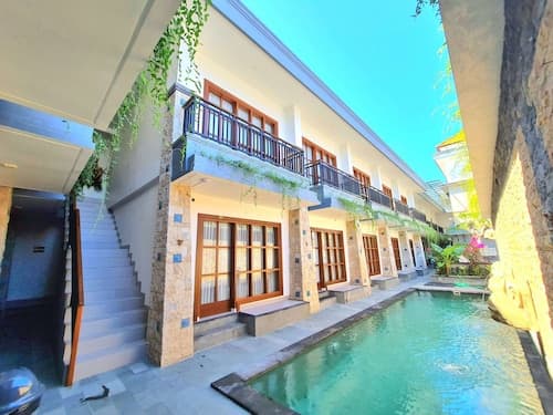 Kamandaka Living