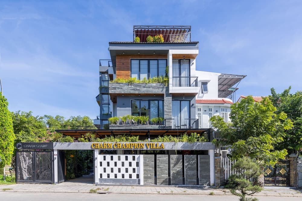 Charm Champion Villa Hoian