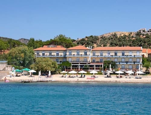 Pebble Beach Hotel