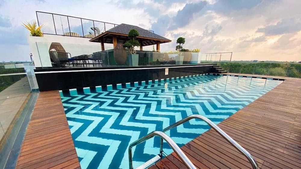 Noah Sky Suites