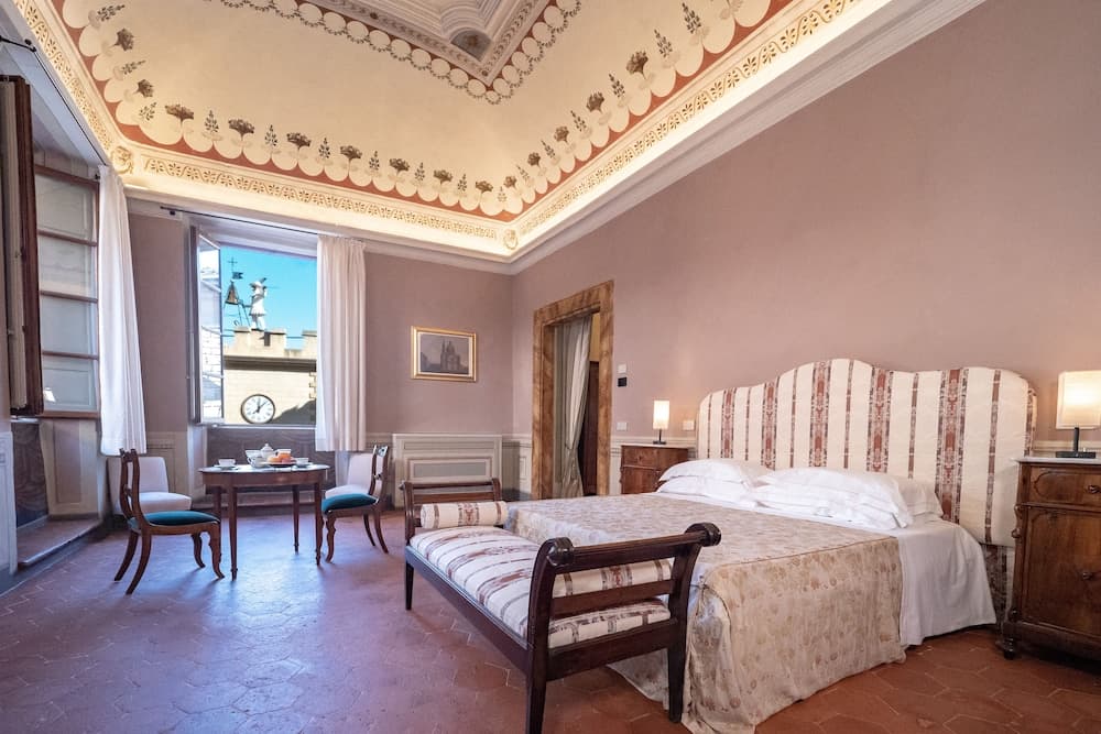 Delcorto Suites