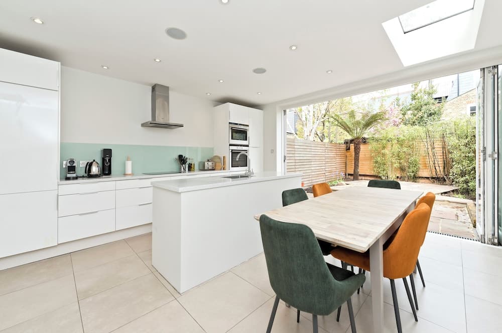Family Home Near Clapham Common by Underthedoormat
