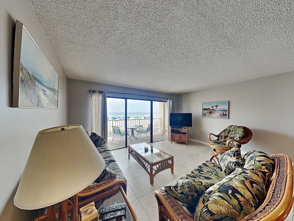 Beach Place 109