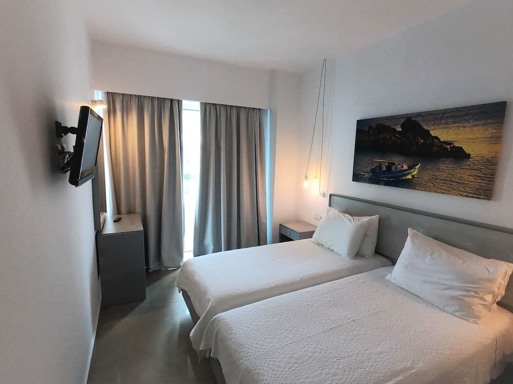 ALOS SUITES