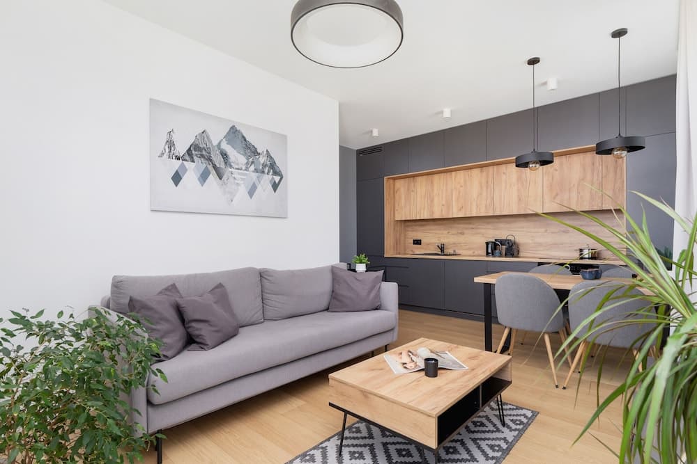 Chełmońskiego by Renters Prestige
