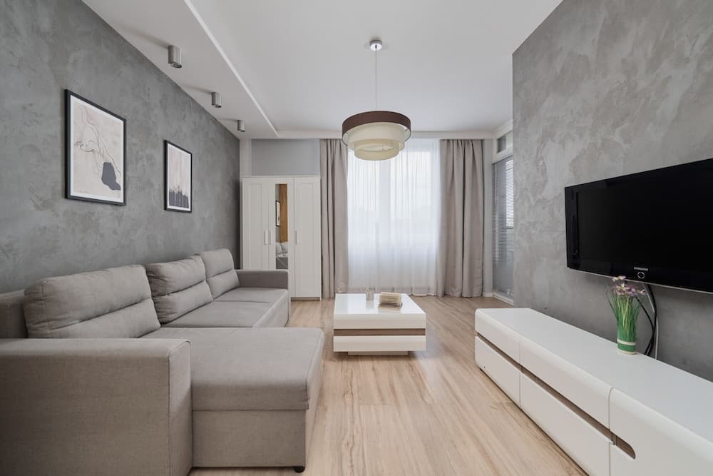 Modern Studio Gwiazdzista by Renters