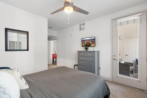 Chandler Gem - 2 Bdrm Apt Nr DT Chan-Gil