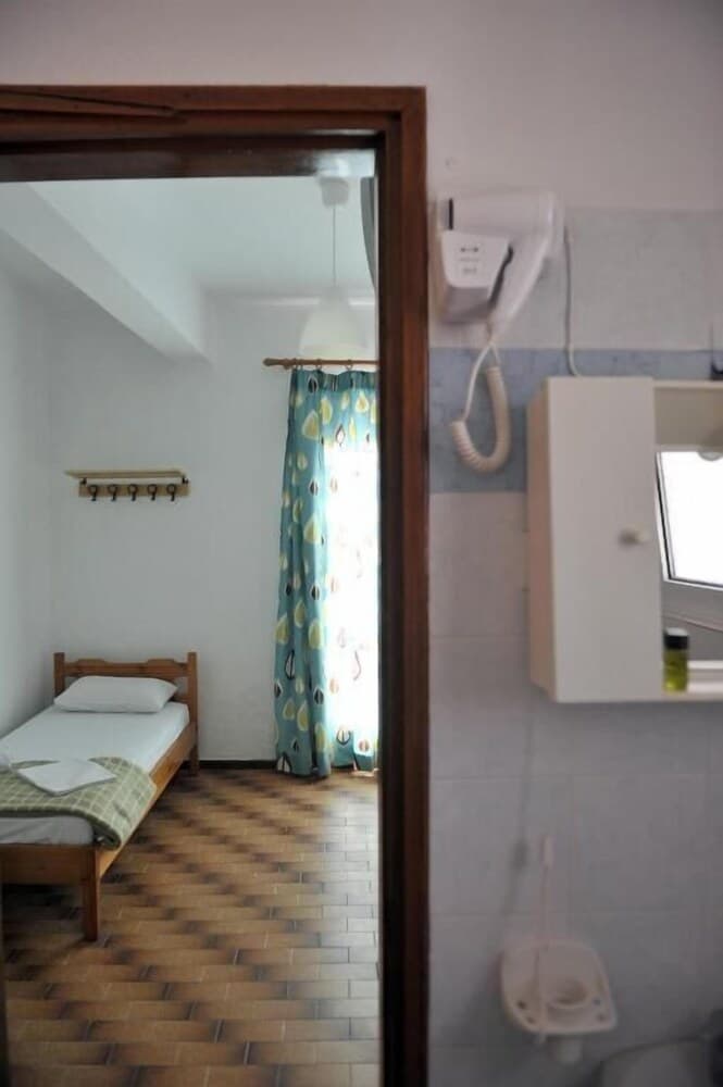 Pension Margarita Triple Room1