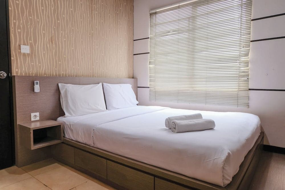 Homey 1Br Apartment At The Edge Bandung